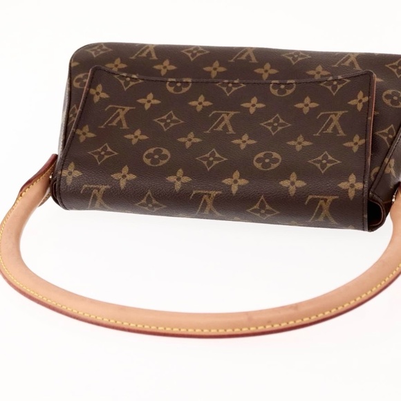 Louis Vuitton Monogram Looping PM - Picture 13 of 15